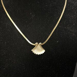Biagi Gold Tone Shell 18” Herringbone Necklace